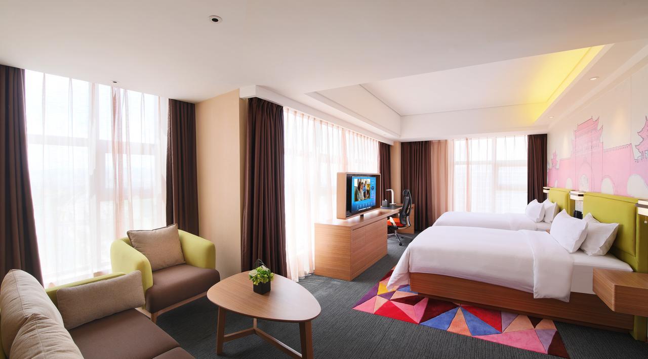 Hampton By Hilton Qujin Hotel Qujing Dış mekan fotoğraf